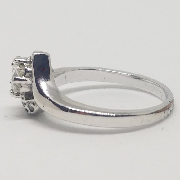 CZ Sterling Silver Ring Size 5 - Picture 3 of 4